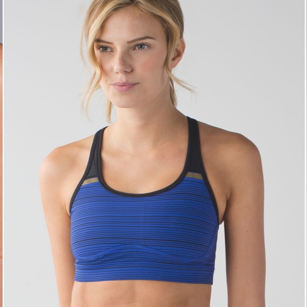 EUC Lululemon Sweaty Or Not Bra II - Kanto Stripe Sapphire Blue Black / Black